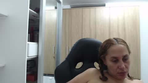 Roxana online show from December 30, 4:31 am