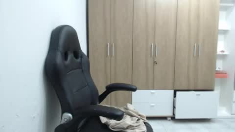 Roxana online show from May 14, 1:01 am