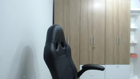Roxana online show from May 15, 11:56 pm