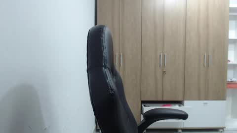 Roxana online show from May 21, 1:12 am