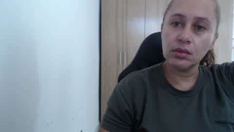 Roxana online show from August 2, 5:55 pm