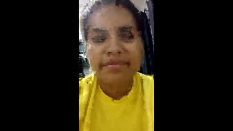 Snapshot of roxanamariahills_ chatting on April 27, 4:43 am Rosita online show from April 27, 4:43 am