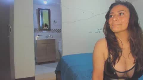 roxanasexy2025 online show from February 27, 11:52 am
