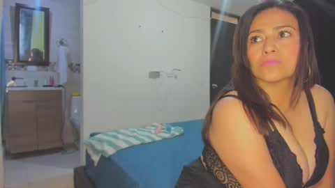 roxanasexy2025 online show from March 10, 3:20 pm
