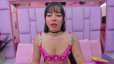 roxane_vega online show from July 28, 4:05 pm