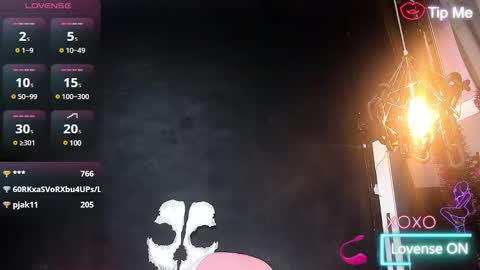 Snapshot of roxaneevans_ chatting on February 17, 1:32 pm Roxane online show from February 17, 1:32 pm