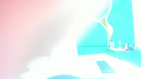 Snapshot of roxannebloom chatting on April 20, 4:37 am RoxanneBloom online show from April 20, 4:37 am