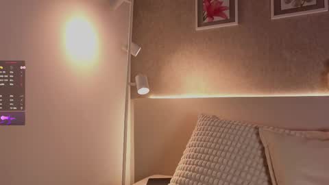 Roxanne Gomez online show from October 2, 12:56 pm