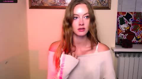 Snapshot of roxasemi_ chatting on September 28, 7:47 am Roxa online show from September 28, 7:47 am