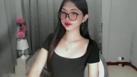 Roxie online show from December 9, 9:48 pm