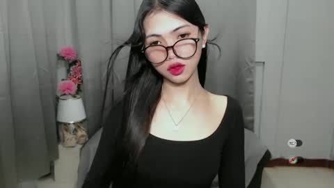 Roxie online show from January 10, 10:15 pm