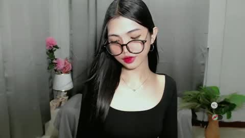 Roxie online show from February 4, 12:40 am