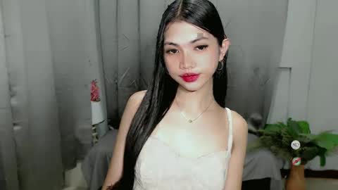 Roxie online show from February 9, 1:44 am
