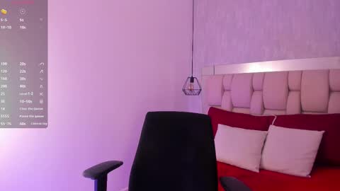 Roxie  online show from March 4, 1:55 am