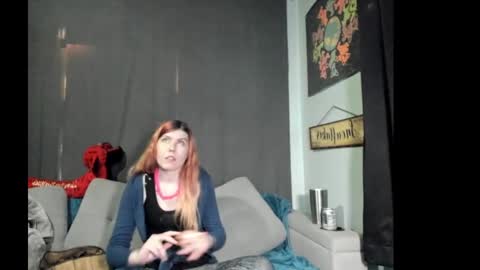 roxihazeleyes online show from October 5, 9:02 pm