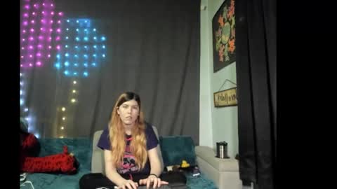 roxihazeleyes online show from December 1, 3:33 am