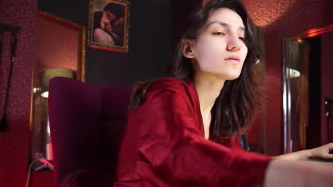 Roxalana online show from March 22, 1:25 pm