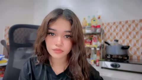 roxxy_blossom online show from July 1, 4:18 pm