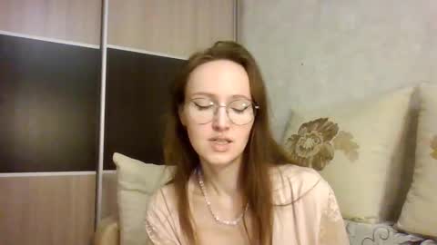 Roxxy Wharton online show from January 13, 7:00 am
