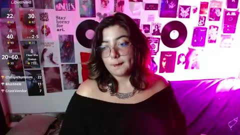 Snapshot of roxy_f_w chatting on May 27, 1:57 am Roxana online show from May 27, 1:57 am