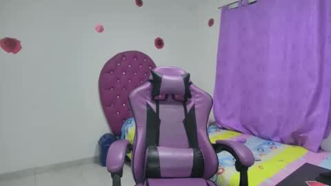 Roxy online show from December 22, 3:36 am