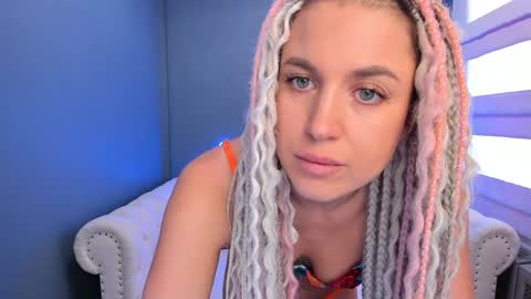 Roxy online show from December 9, 4:56 am