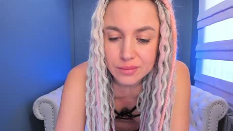 Roxy online show from December 10, 5:07 am