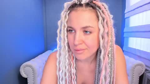 Roxy online show from December 12, 7:52 am