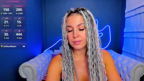 Snapshot of roxy_mars chatting on March 13, 2:18 am Roxy online show from March 13, 2:18 am