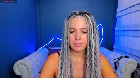 Snapshot of roxy_mars chatting on March 27, 8:26 am Roxy online show from March 27, 8:26 am