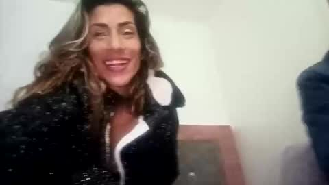 Snapshot of roxy_roxxan chatting on November 1, 8:49 am - online show from November 1, 8:49 am