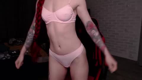 Roxy online show from July 9, 8:35 pm