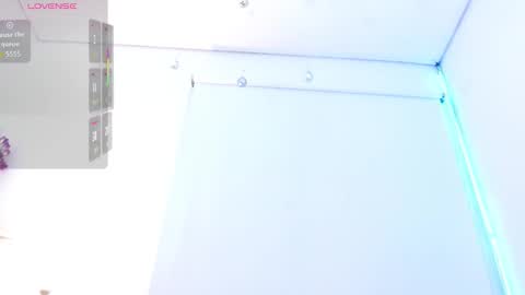 roxy_stone1 online show from September 20, 7:26 pm