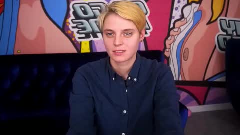 Snapshot of roxyflames chatting on December 1, 2:22 pm roxyflames online show from December 1, 2:22 pm