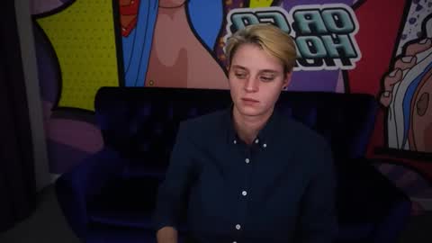 Snapshot of roxyflames chatting on December 2, 3:40 pm roxyflames online show from December 2, 3:40 pm