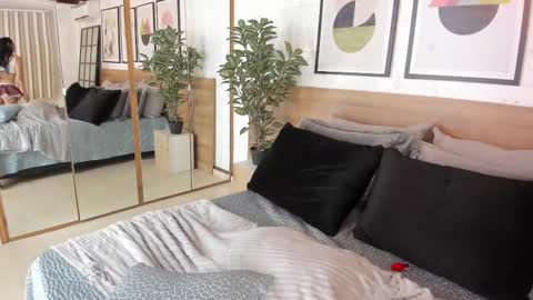 Snapshot of roxylior chatting on November 3, 8:10 pm    online show from November 3, 8:10 pm