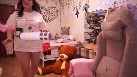 Snapshot of roxysuh chatting on March 26, 7:36 am roxysuh online show from March 26, 7:36 am