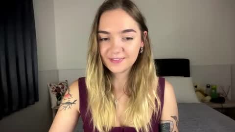 Roxy online show from July 16, 3:29 pm