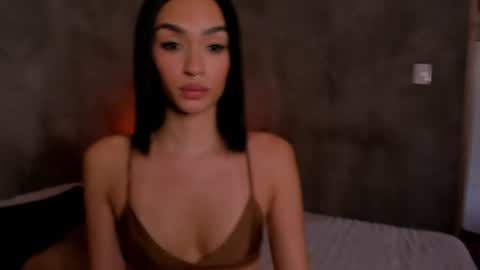 val online show from July 8, 9:19 pm
