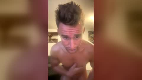 Snapshot of roy_adrien chatting on August 2, 1:37 am Nick34 online show from August 2, 1:37 am