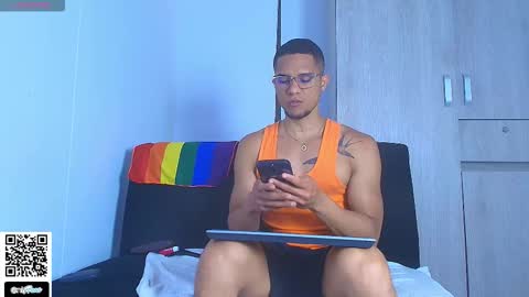 Snapshot of roy_barney chatting on March 13, 6:36 pm ANTONIO online show from March 13, 6:36 pm
