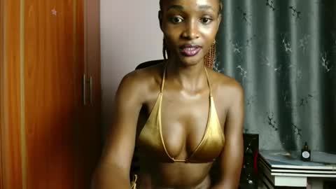Softluxe online show from May 5, 6:54 am