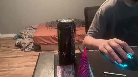 Royalty13m online show from September 22, 2:13 am