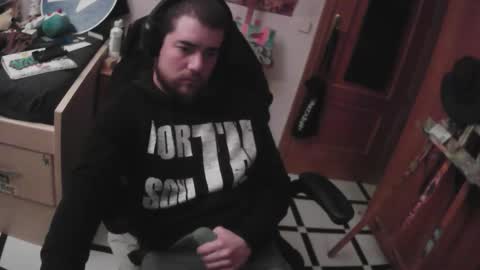 royer04 online show from December 2, 8:59 pm