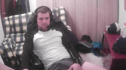 royer04 online show from February 13, 11:56 pm