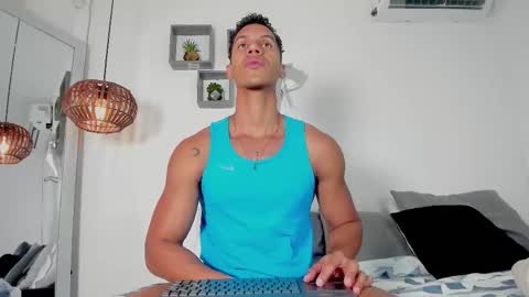 Royland Vega online show from February 5, 11:48 am