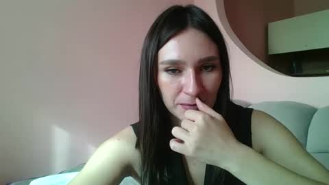 Snapshot of roza05x chatting on October 13, 9:31 am Roza05x online show from October 13, 9:31 am