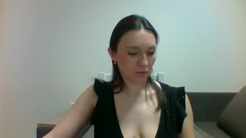 Snapshot of roza05x chatting on March 17, 12:41 pm Roza05x online show from March 17, 12:41 pm