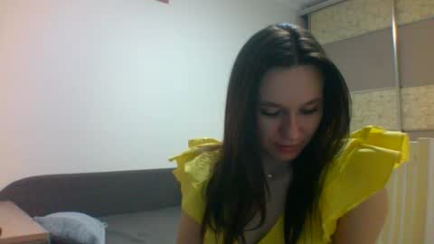 Snapshot of roza05x chatting on April 6, 8:21 pm Roza05x online show from April 6, 8:21 pm
