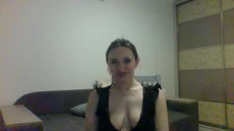 Snapshot of roza05x chatting on April 15, 7:58 pm Roza05x online show from April 15, 7:58 pm